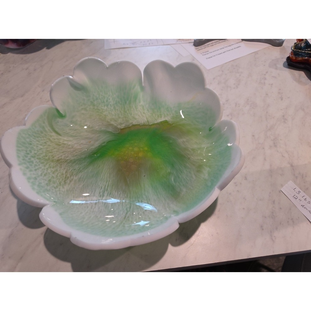 Handmade‎ Resin Large 12 Inch Flower Bowl